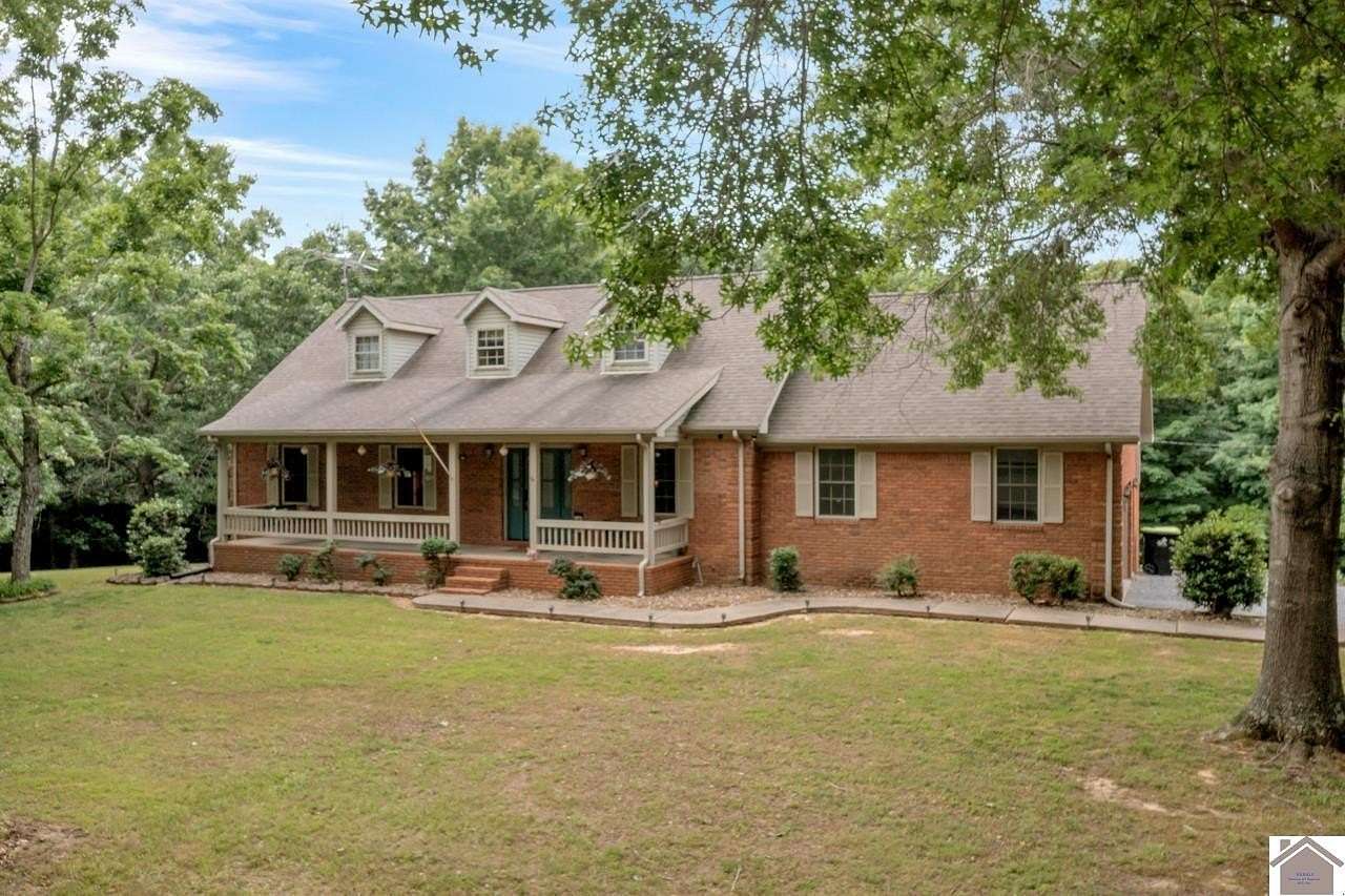 4.15 Acres of Land with Home for Sale in Cadiz, Kentucky