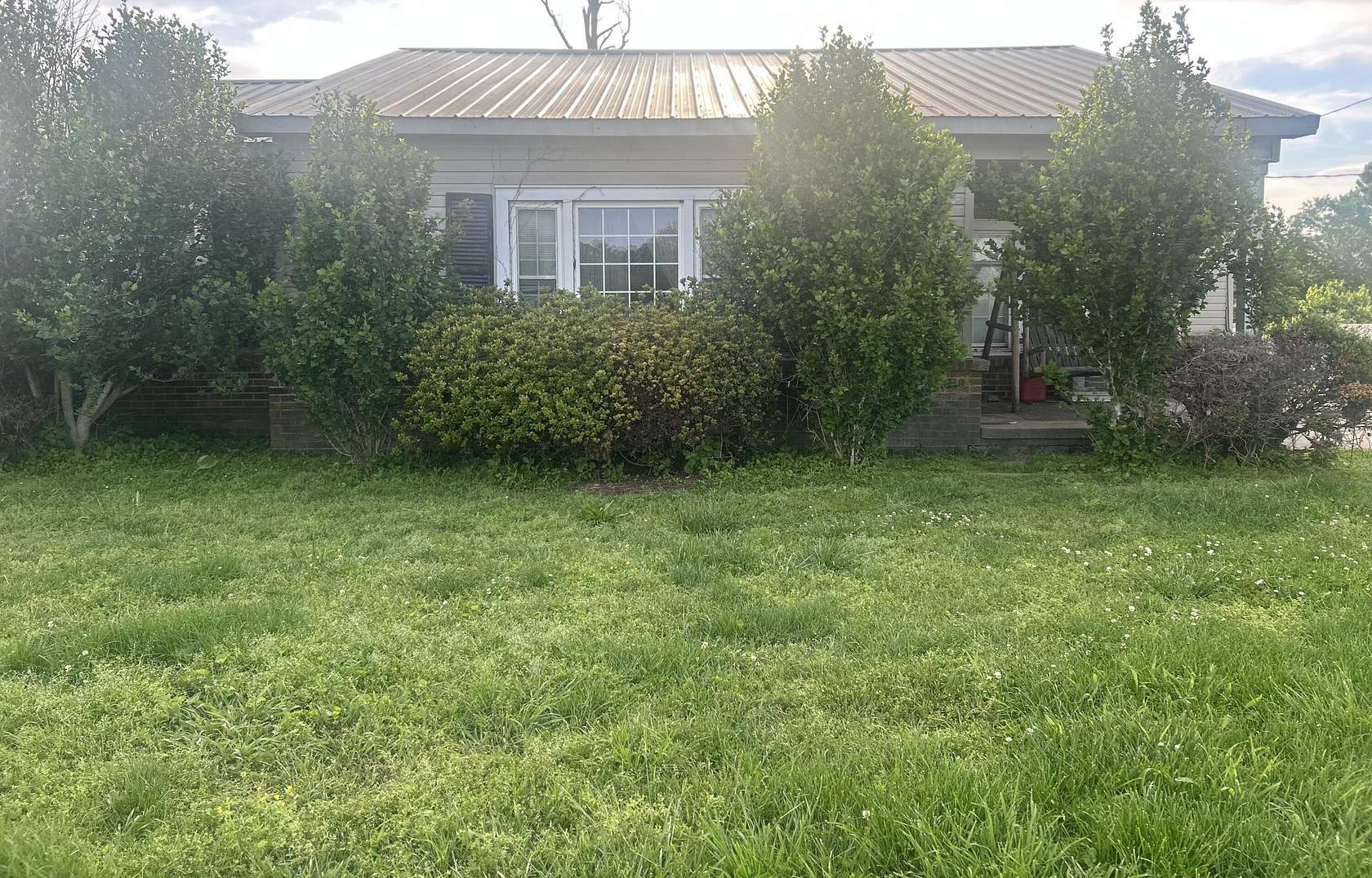 40 Acres of Land with Home for Sale in Fulton, Kentucky
