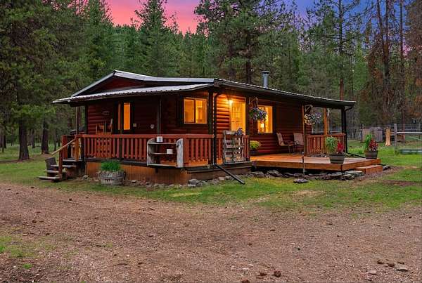 20 Acres of Land with Home for Sale in Alberton, Montana