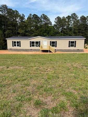 1.5 Acres of Land with Home for Sale in Elberton, Georgia