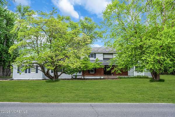 10.7 Acres of Land with Home for Sale in Farmingdale, New Jersey