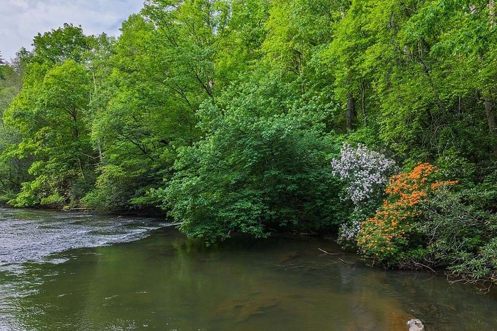 1.83 Acres of Residential Land for Sale in Ellijay, Georgia