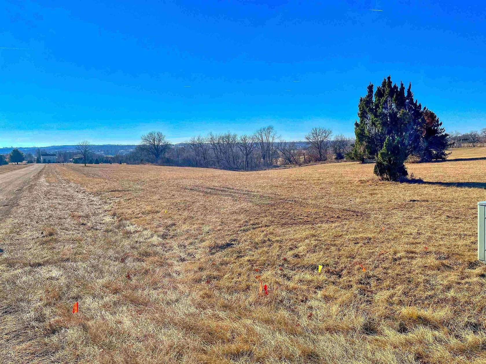 3 Acres of Residential Land for Sale in Freedom Township, Illinois