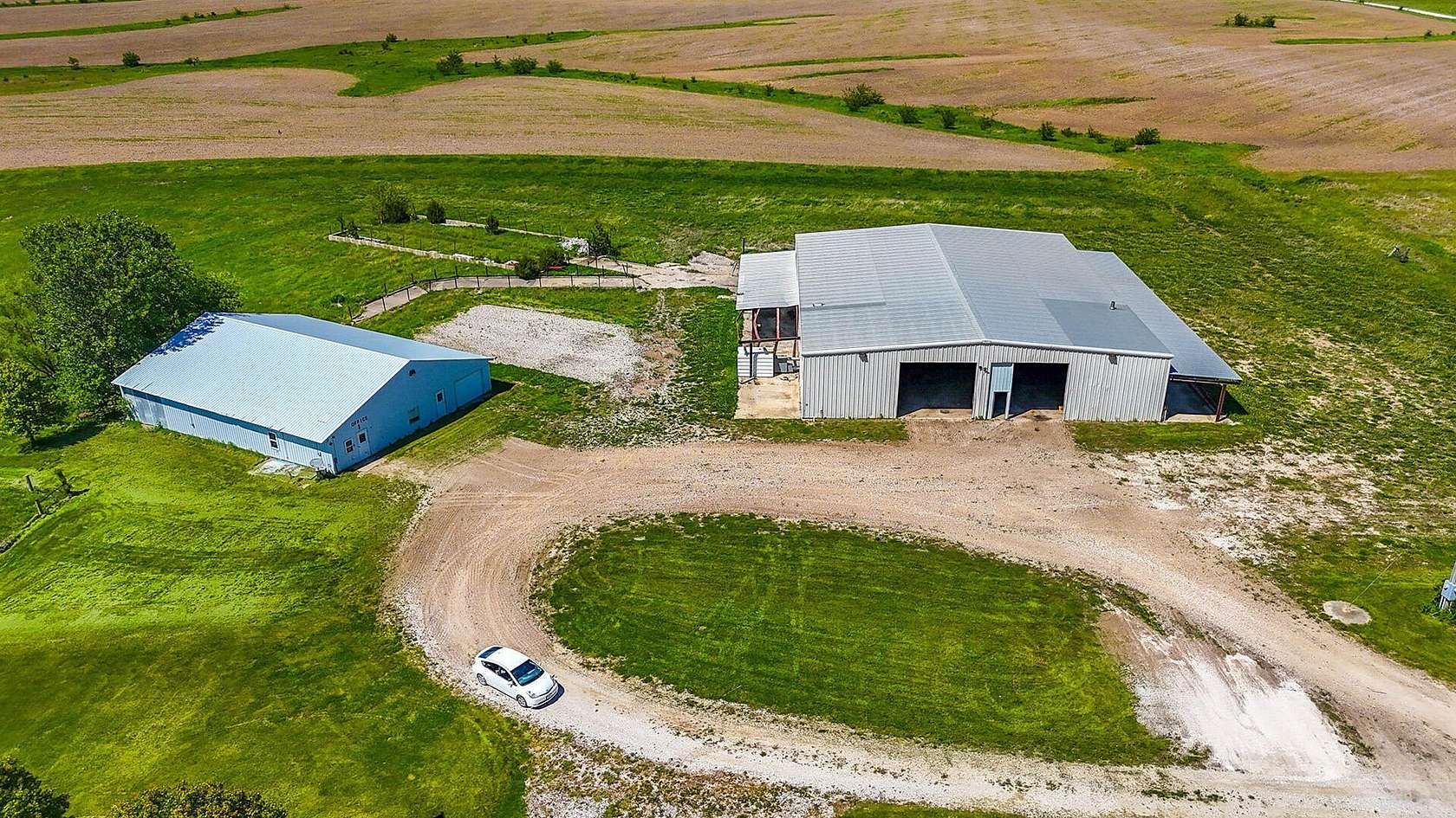 10 Acres of Residential Land for Sale in Huntsville, Missouri
