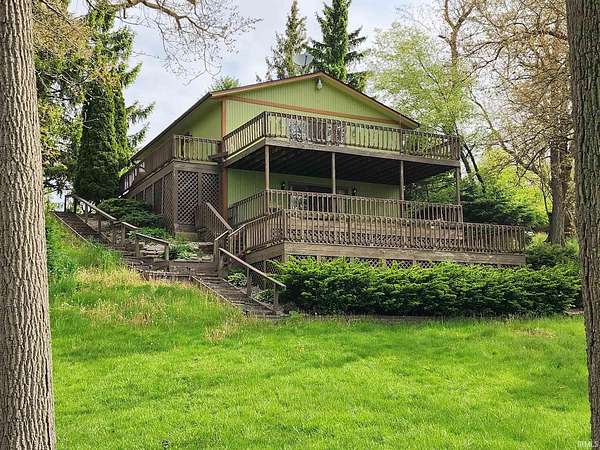 1.5 Acres of Land with Home for Sale in Pleasant Lake, Indiana