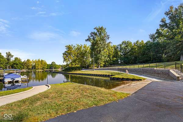 1.25 Acres of Residential Land for Sale in Columbus, Indiana