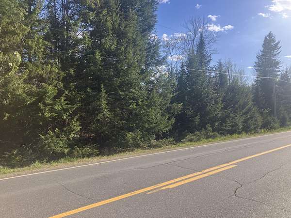 8 Acres of Residential Land for Sale in Searsmont, Maine