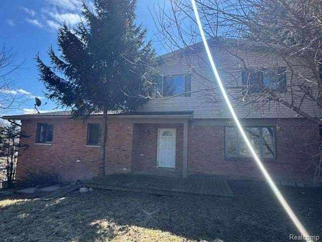 24 Acres of Land with Home for Sale in Fenton, Michigan