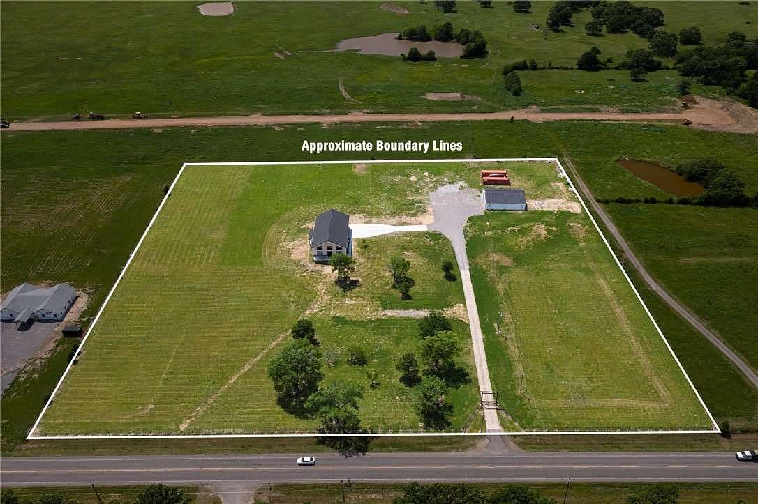 10 Acres of Land with Home for Sale in Tahlequah, Oklahoma