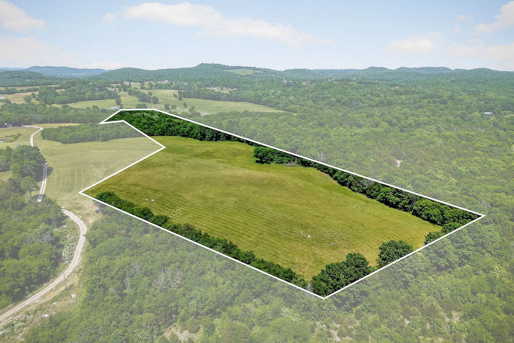 20.3 Acres of Recreational & Residential Land for Sale in Alexandria, Tennessee
