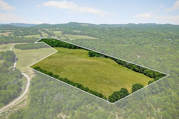 20.3 Acres of Recreational & Residential Land for Sale in Alexandria, Tennessee