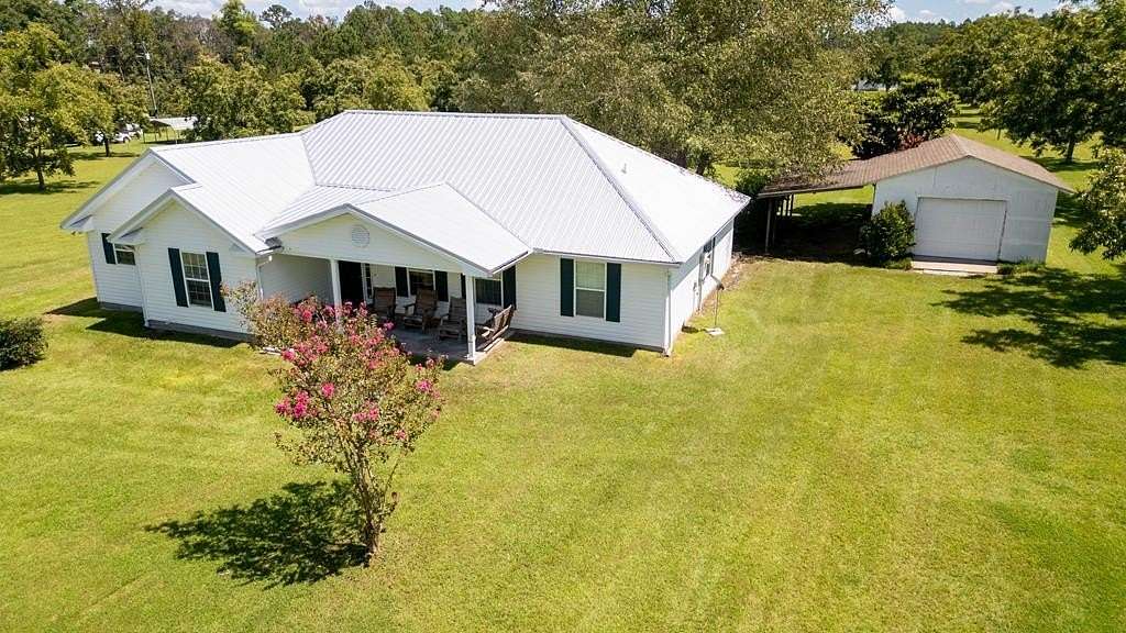 1.83 Acres of Land with Home for Sale in Jesup, Georgia