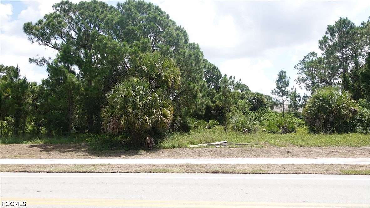 0.27 Acres of Residential Land for Sale in Lehigh Acres, Florida