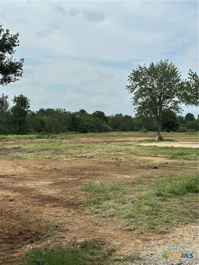 1 Acre of Residential Land for Sale in Luling, Texas
