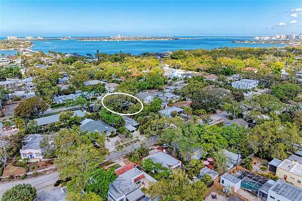 0.13 Acres of Residential Land for Sale in Sarasota, Florida
