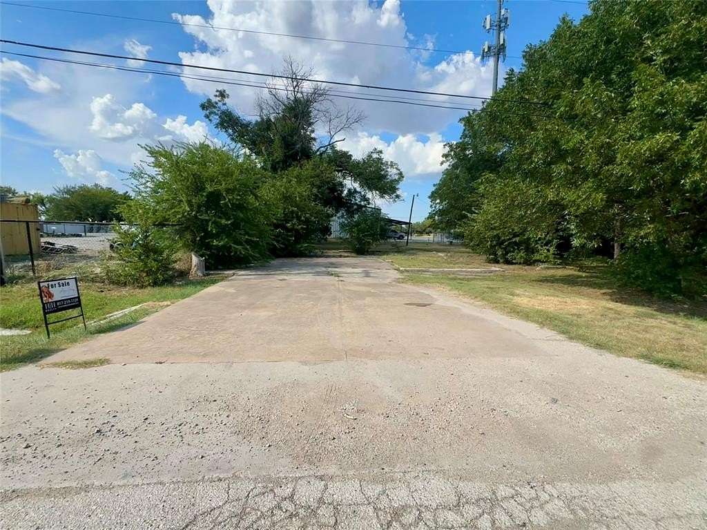 0.28 Acres of Commercial Land for Sale in Justin, Texas