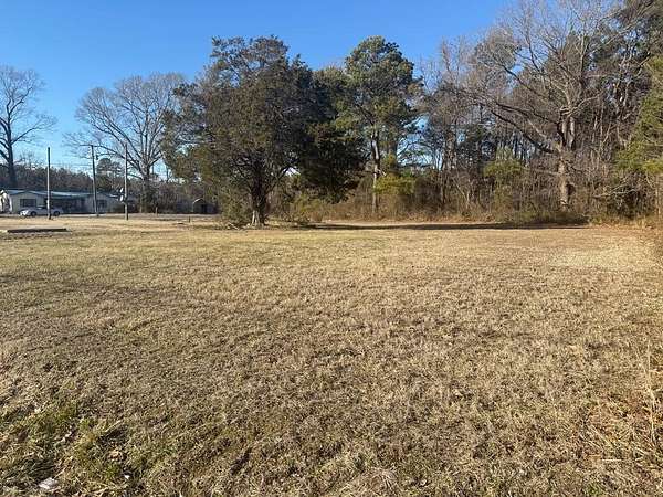 1 Acre of Residential Land for Sale in Hallwood, Virginia