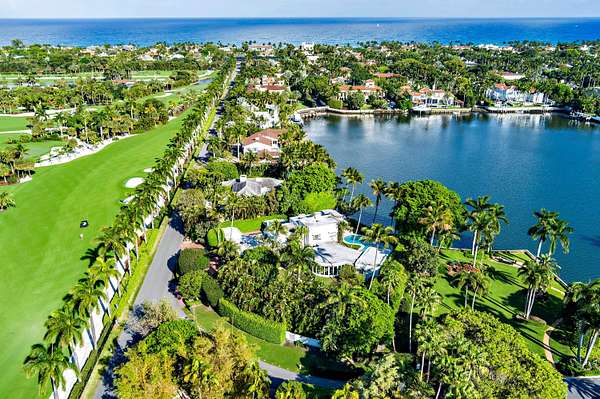 0.76 Acres of Residential Land for Sale in Palm Beach, Florida