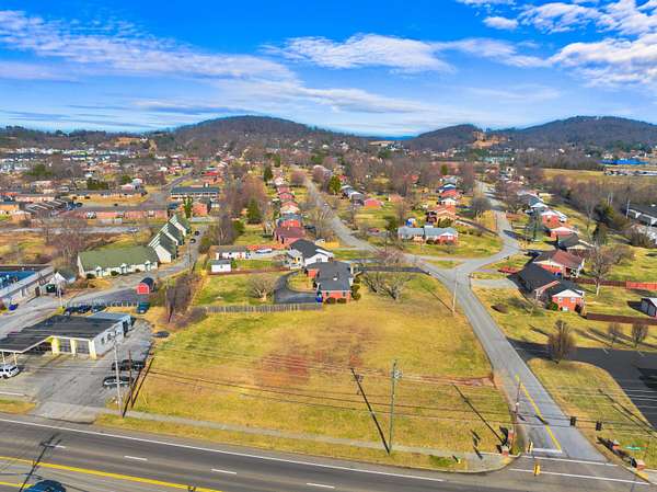 0.66 Acres of Commercial Land for Sale in Morristown, Tennessee