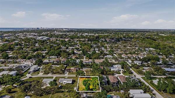 0.33 Acres of Land for Sale in Sarasota, Florida