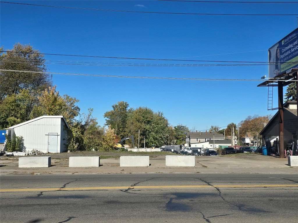 0.52 Acres of Mixed-Use Land for Sale in Erie, Pennsylvania