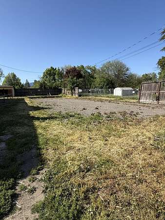 0.17 Acres of Commercial Land for Sale in Medford, Oregon