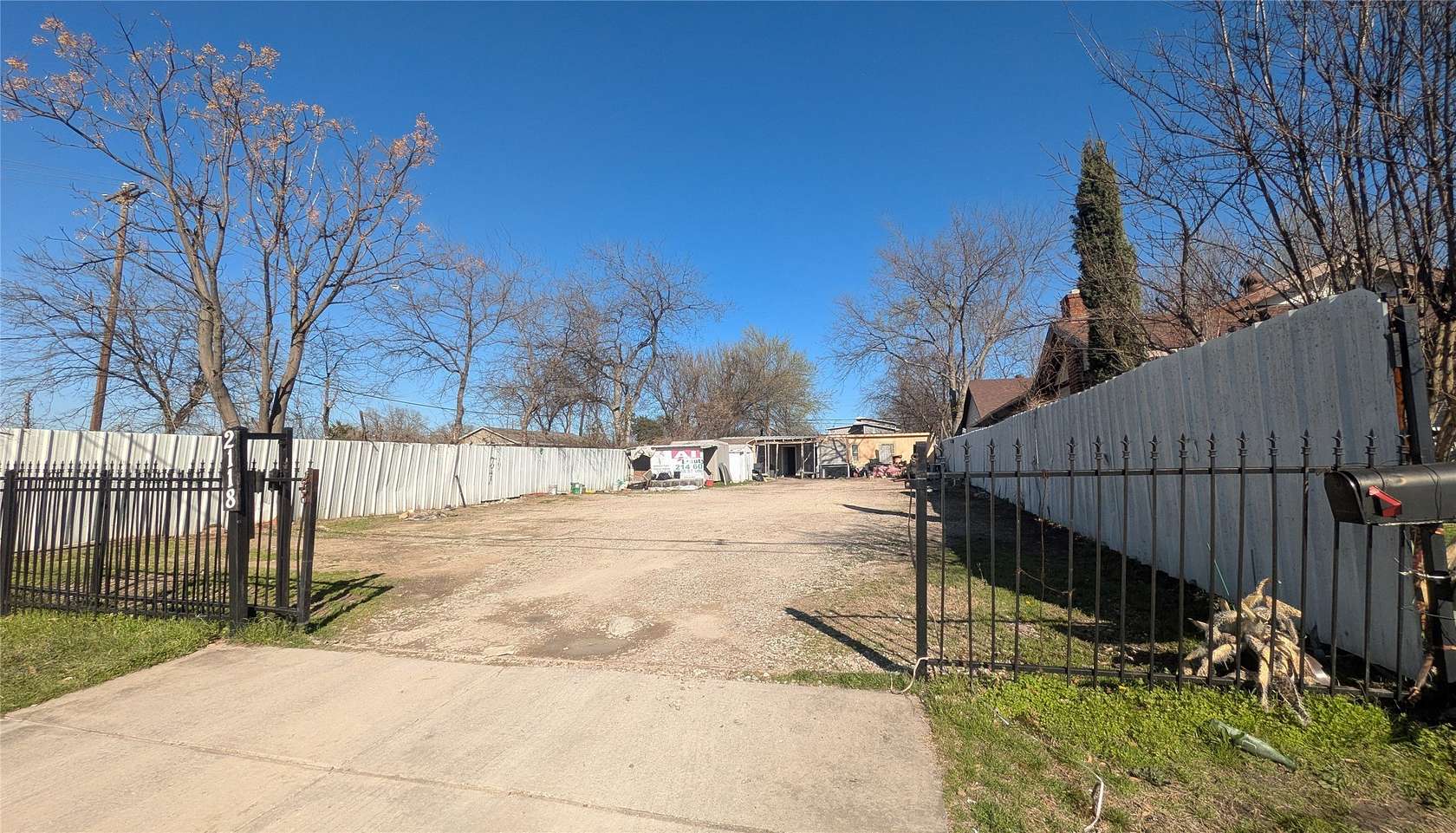0.17 Acres of Commercial Land for Sale in Dallas, Texas