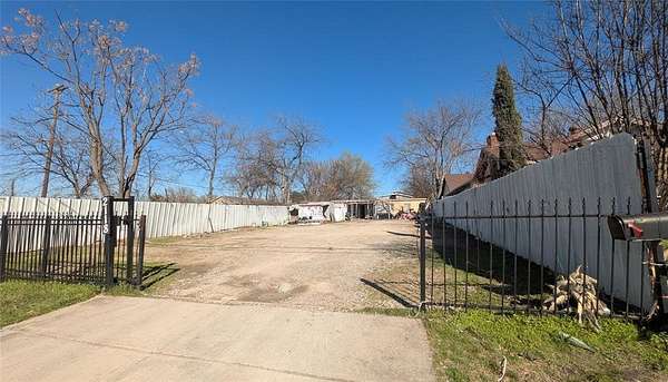 0.17 Acres of Commercial Land for Sale in Dallas, Texas
