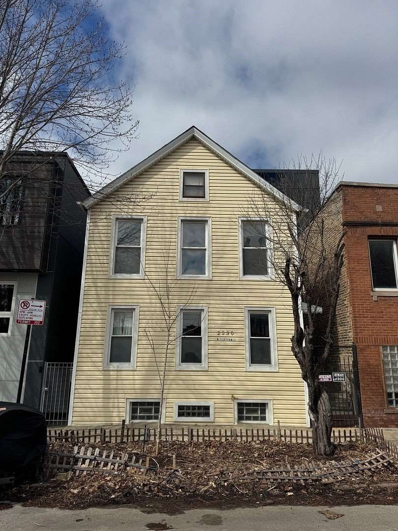 0.06 Acres of Land for Sale in Chicago, Illinois