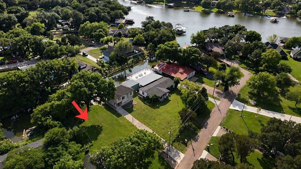 0.22 Acres of Residential Land for Sale in Granbury, Texas
