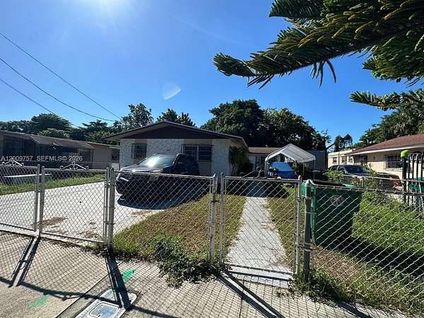 0.17 Acres of Residential Land for Sale in Miami, Florida