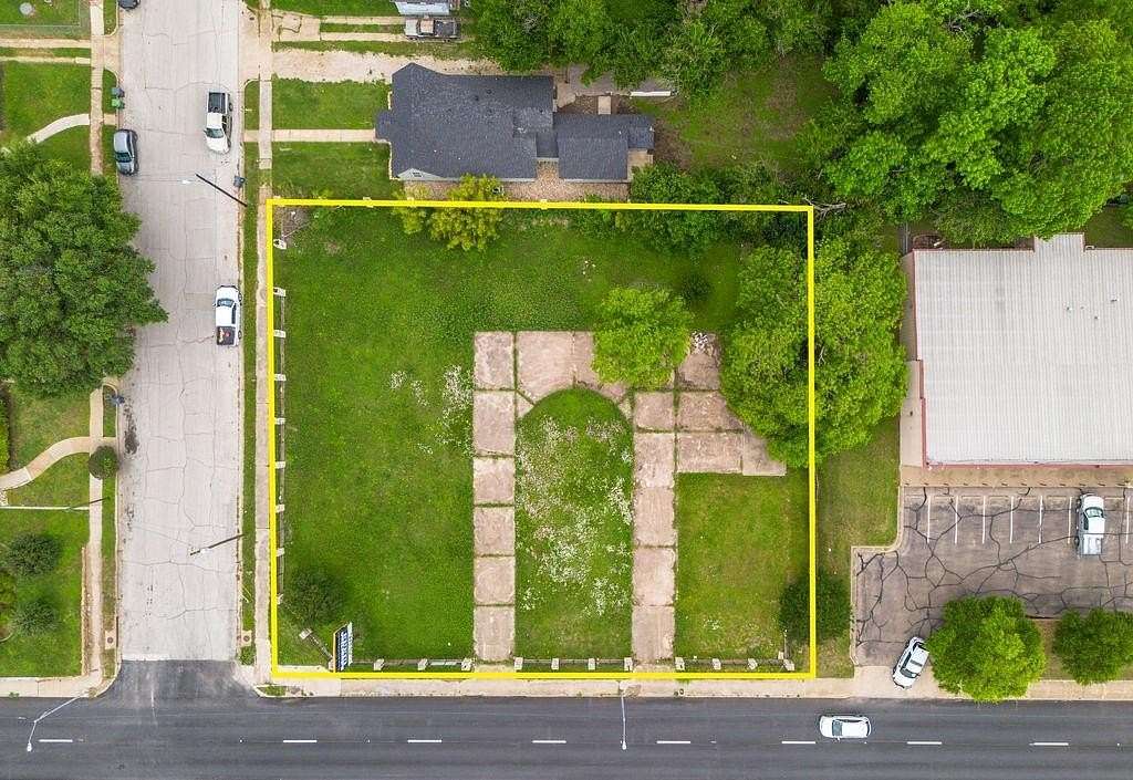 0.56 Acres of Commercial Land for Sale in Waco, Texas