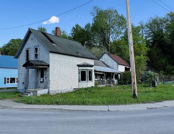 0.2 Acres of Residential Land for Sale in Lyndon, Vermont