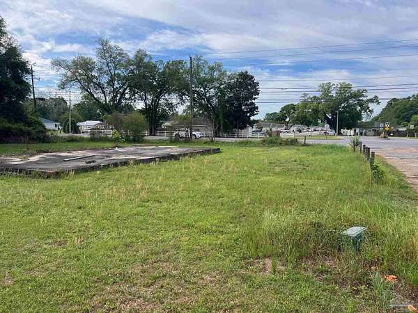 0.4 Acres of Residential Land for Sale in Pensacola, Florida