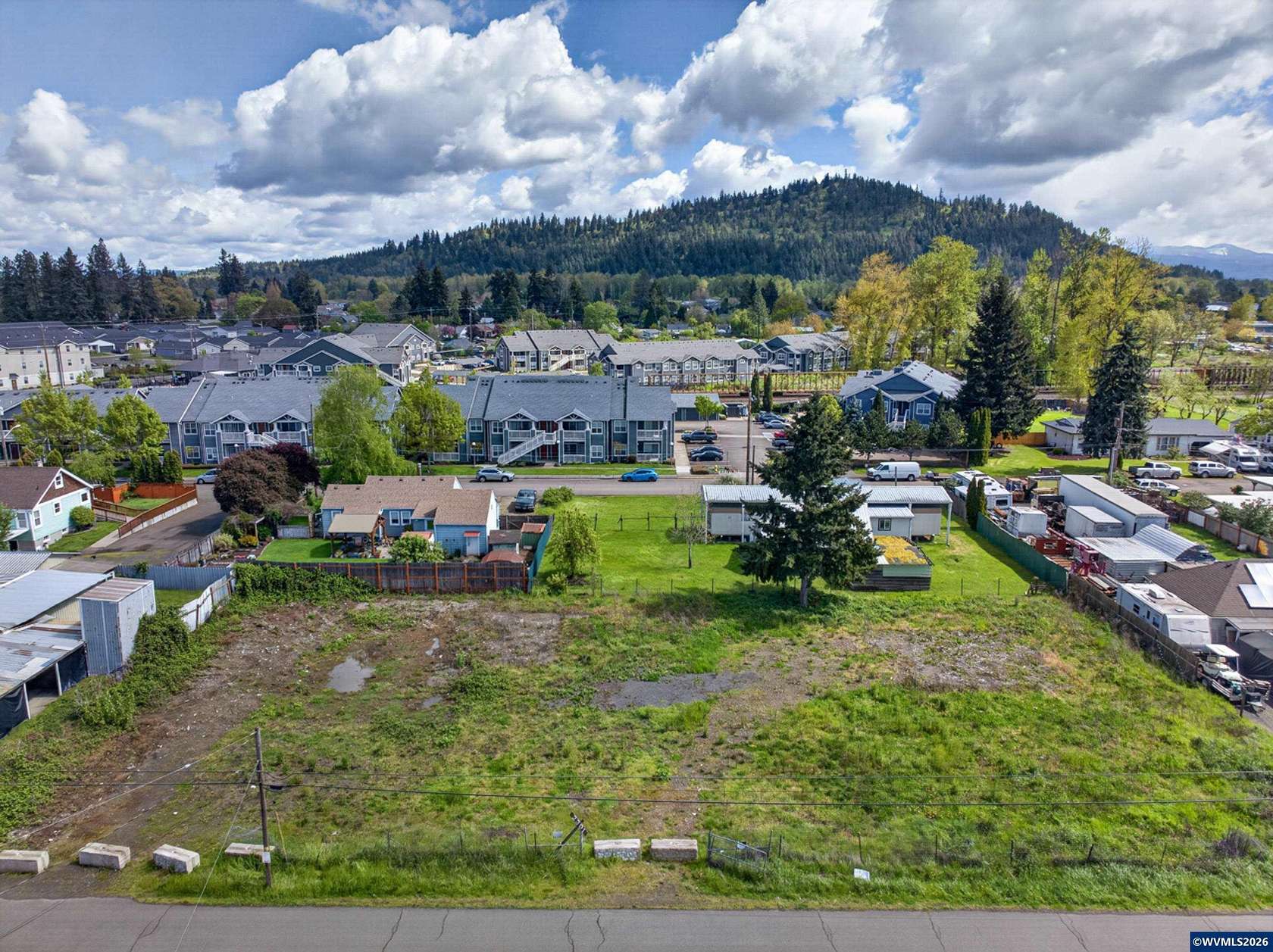 0.46 Acres of Residential Land for Sale in Lebanon, Oregon