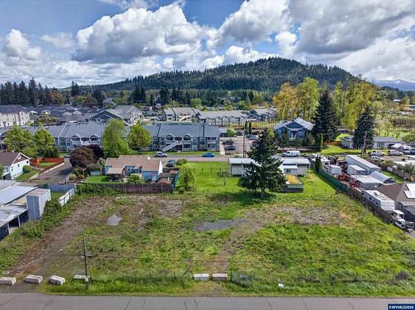 0.46 Acres of Residential Land for Sale in Lebanon, Oregon