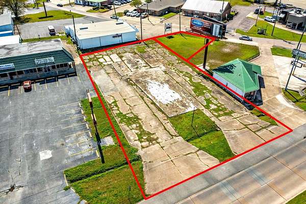 0.4 Acres of Commercial Land for Sale in Houma, Louisiana