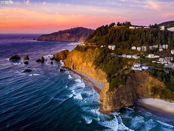 1 Acre of Residential Land for Sale in Oceanside, Oregon