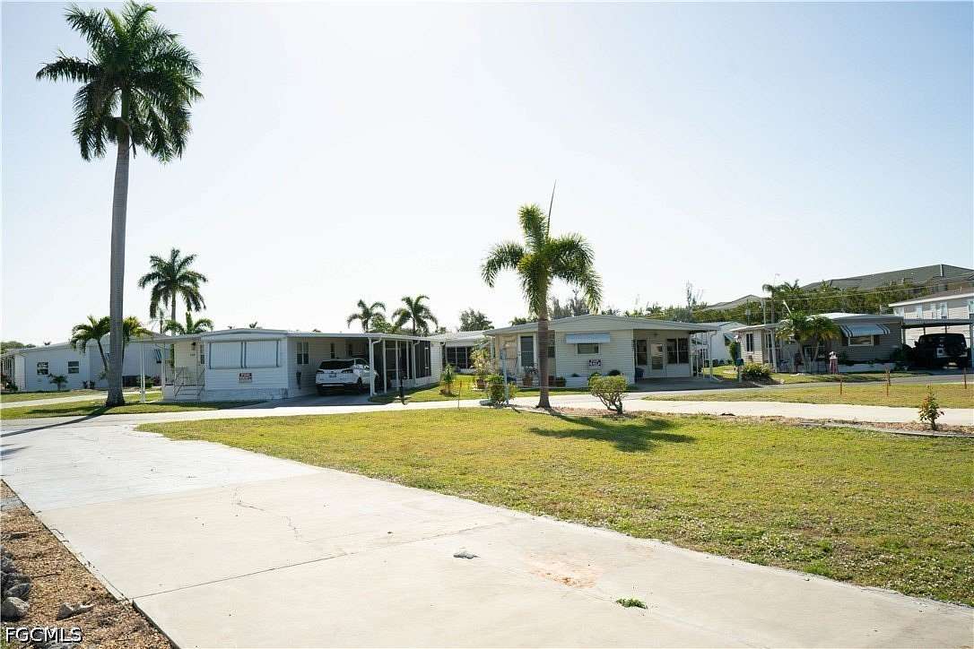 0.1 Acres of Land for Sale in Fort Myers, Florida