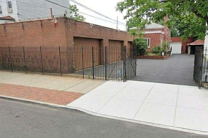 0.24 Acres of Residential Land for Sale in Astoria, New York