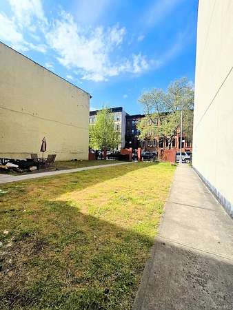 0.05 Acres of Residential Land for Sale in Brooklyn, New York