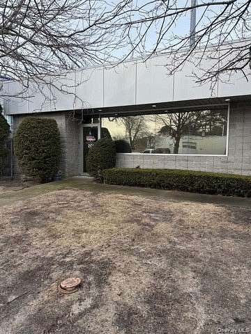 1.2 Acres of Commercial Land for Sale in West Islip, New York