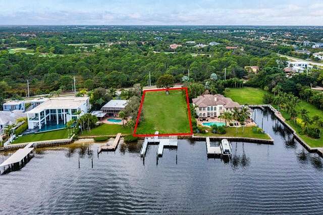 0.56 Acres of Residential Land for Sale in Palm Beach Gardens, Florida