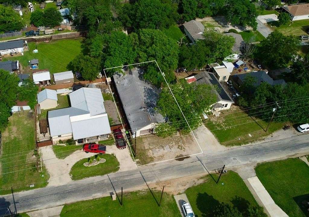 0.12 Acres of Residential Land for Sale in Pilot Point, Texas