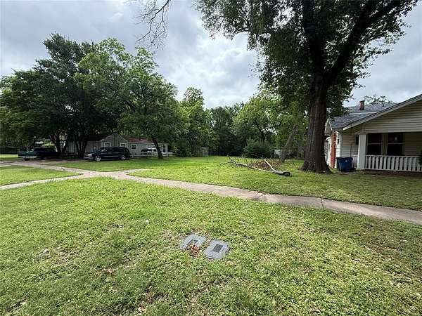 0.27 Acres of Residential Land for Sale in Corsicana, Texas