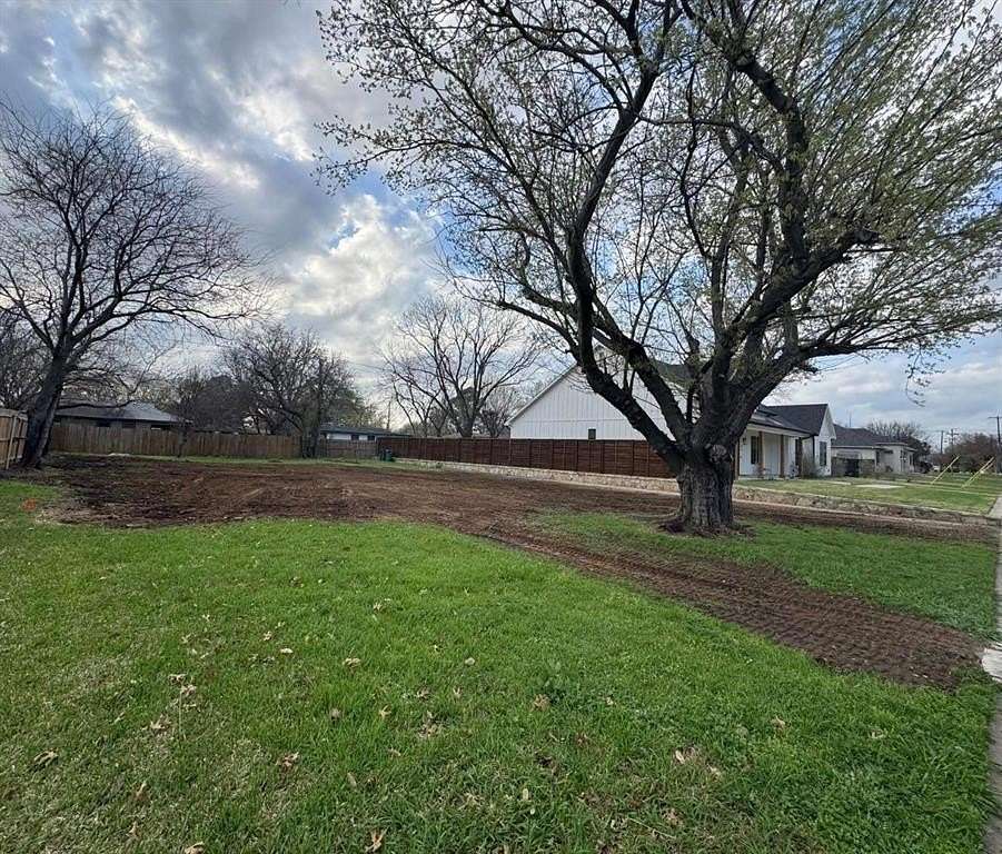 0.22 Acres of Residential Land for Sale in Grapevine, Texas