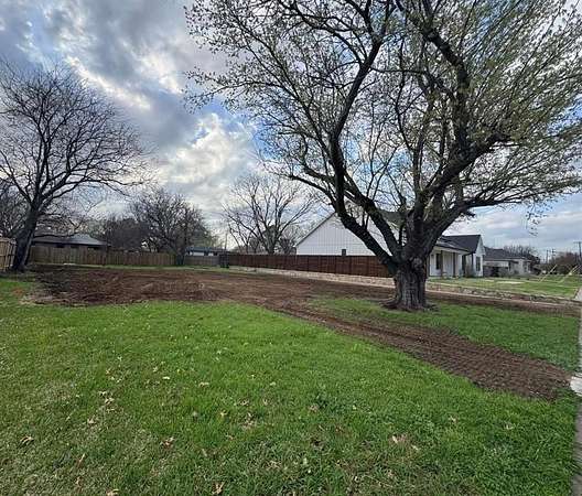 0.22 Acres of Residential Land for Sale in Grapevine, Texas