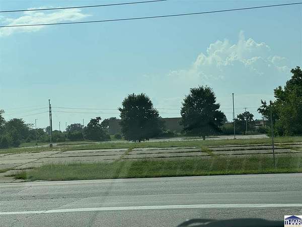0.86 Acres of Commercial Land for Sale in Terre Haute, Indiana