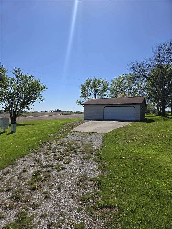 0.94 Acres of Residential Land for Sale in Solon, Iowa