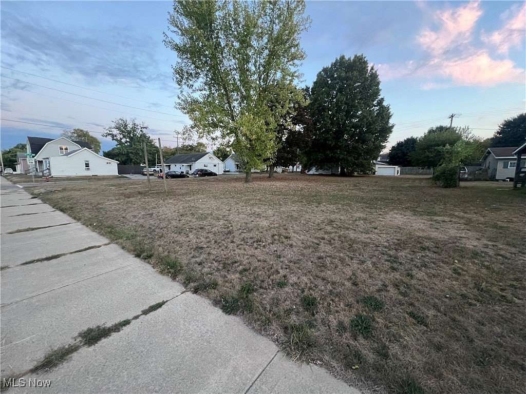 0.34 Acres of Mixed-Use Land for Sale in New Philadelphia, Ohio